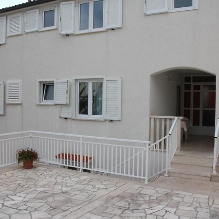 Apartments Tily Trogir Exterior photo