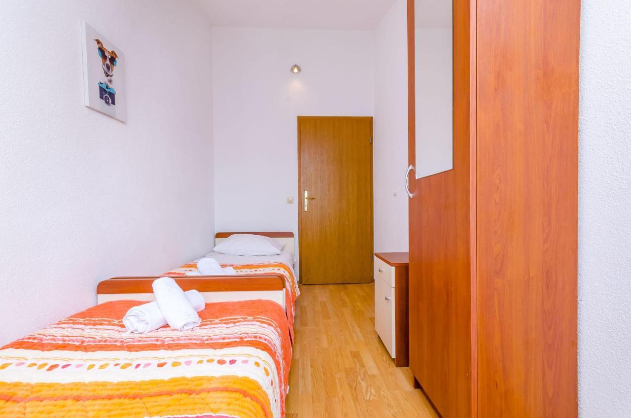 Apartments Tily Trogir Exterior photo